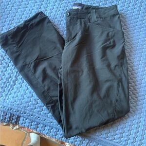 Patagonia women’s Black/grey Pants